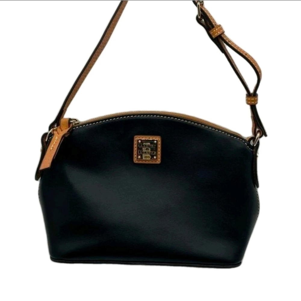 Dooney & Bourke Black purse
